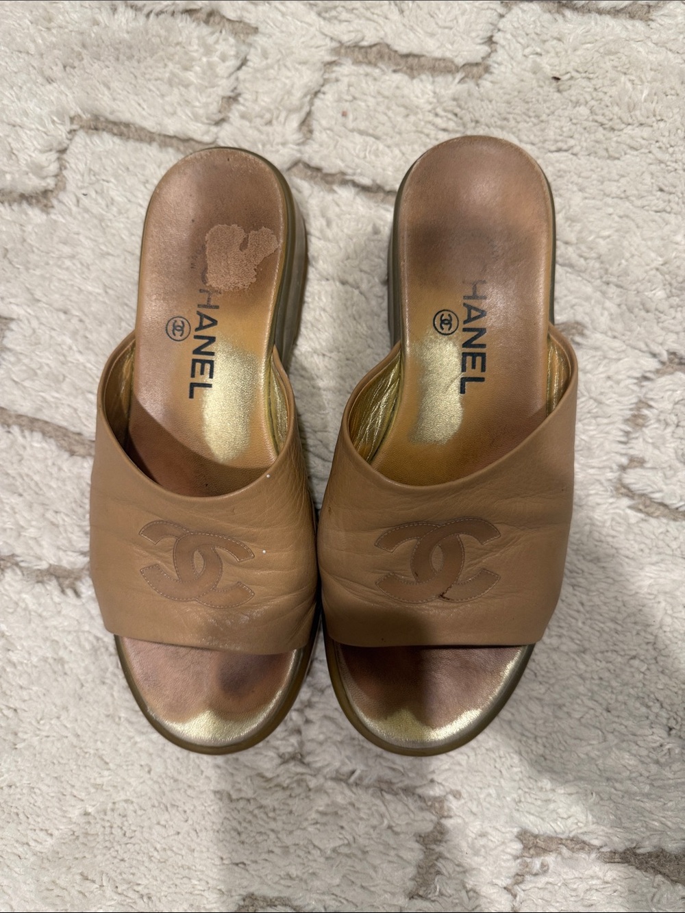Vintage CHANEL Cognac Leather CC Logo Slide Mules - Picture 1 of 3